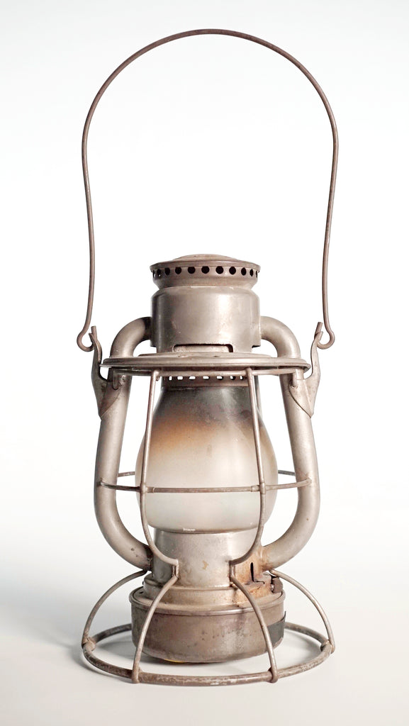 LED Battery Powered Oil Lantern (Silver)